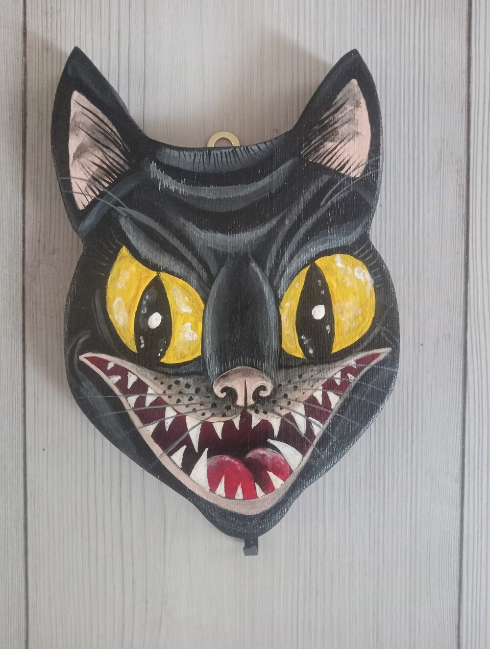 Black Cat Wall Décor Key Holder Hand-Painted Wooden Laughing Cat Head